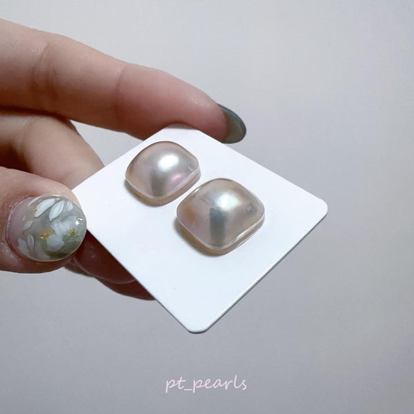 11-12mm 極光幻彩粉紫 方形馬貝耳環 | 11-12mm Aurora Japanese Rainbow Purple Pink Square Mabe Earrings