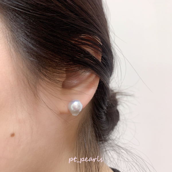 9-10/10-11mm Akoya 巴洛克無調色日本珍珠耳環 | 9-10/10-11mm Akoya Baroque Earrings with 18K setting