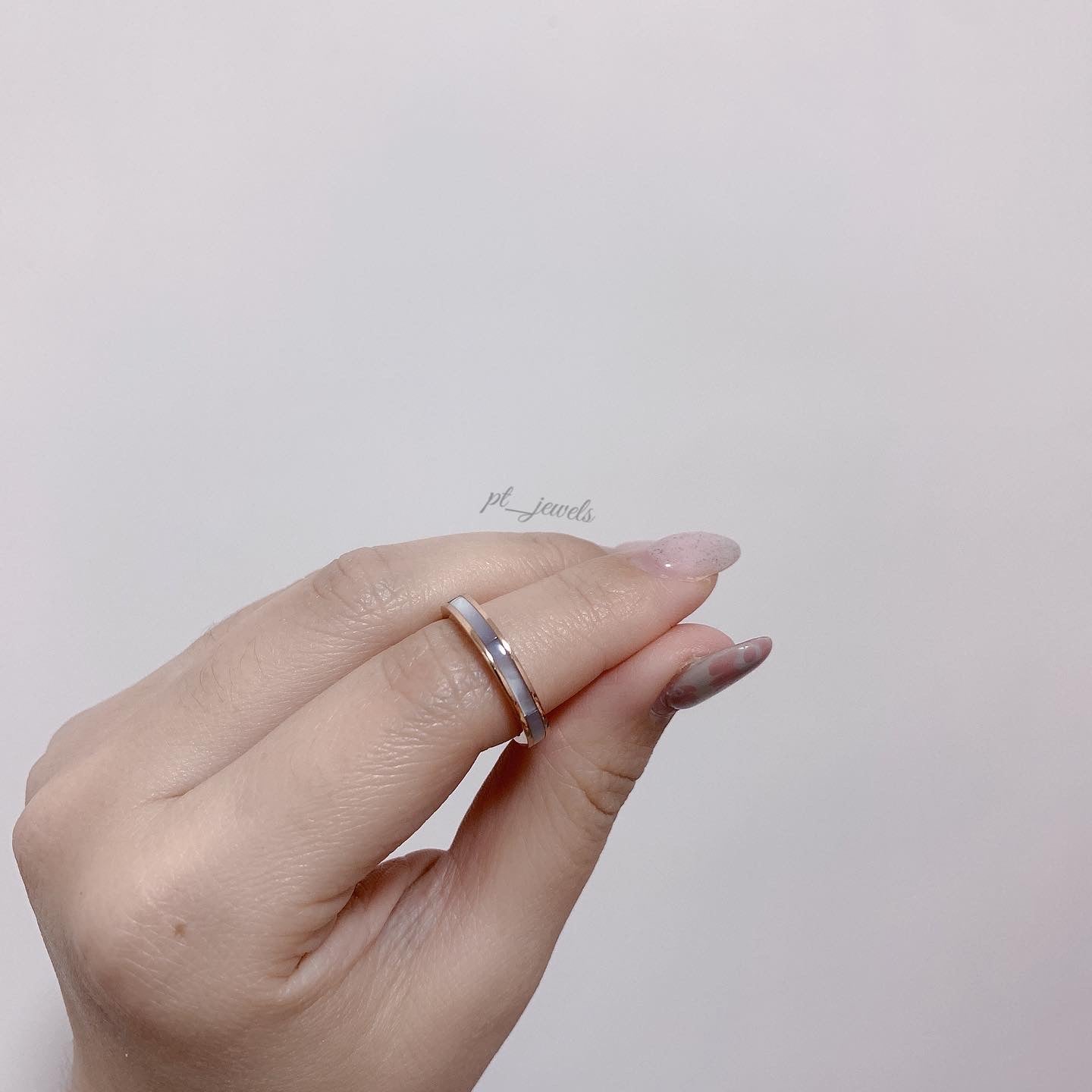 貝母戒指 配18K鑲嵌 | Mother Pearl Ring in 18K Mounting